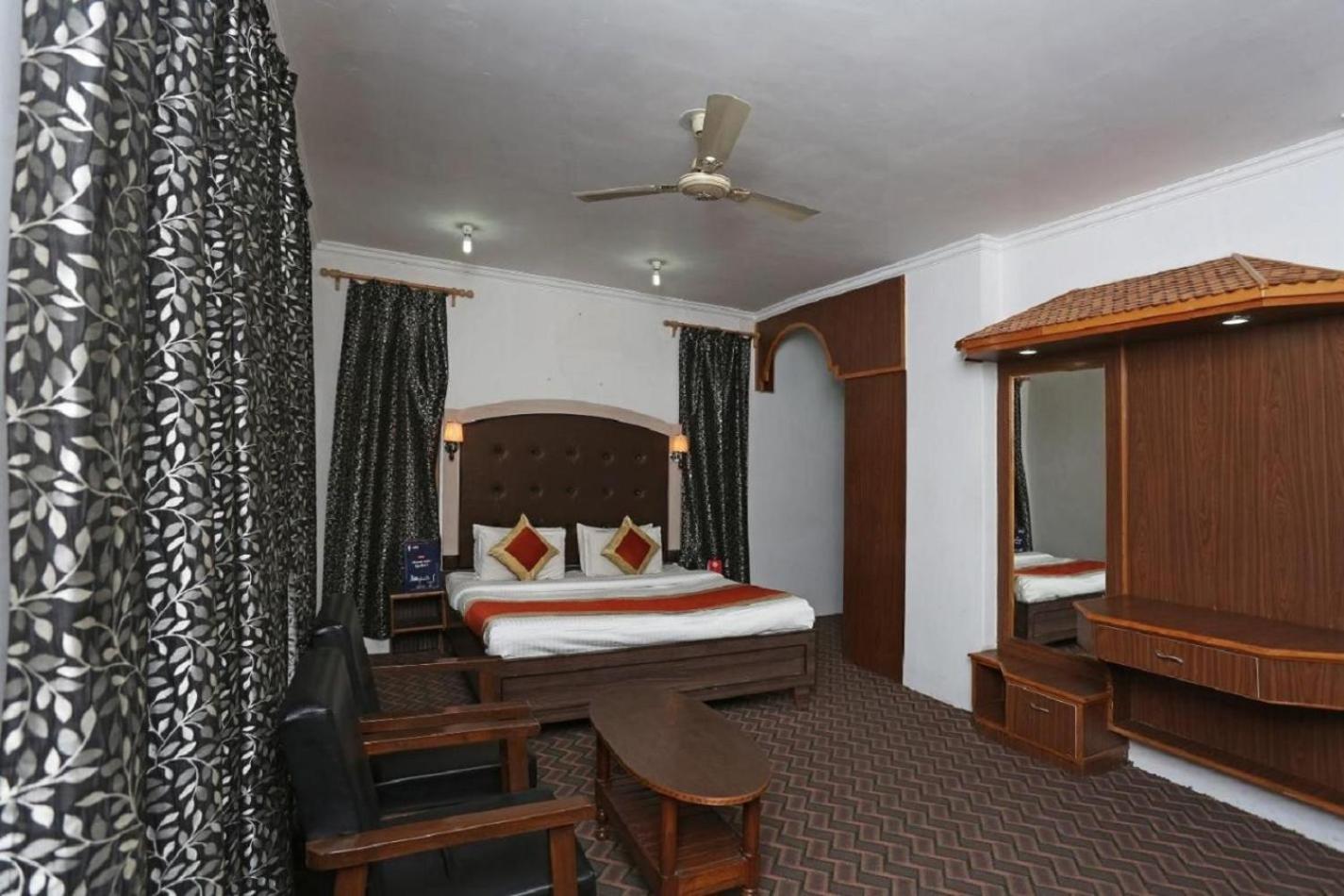Hotel Al Azrah Srīnagar Exteriér fotografie